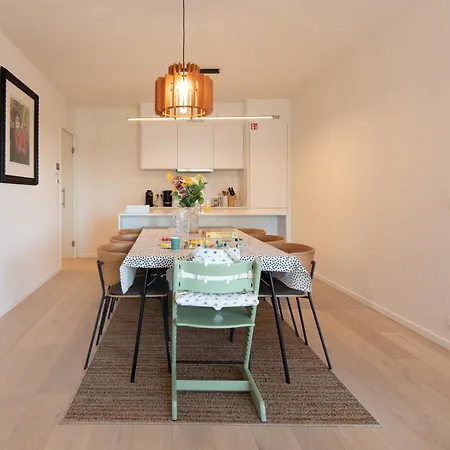 Serendipity - New 2 With Free Parking Apartment *