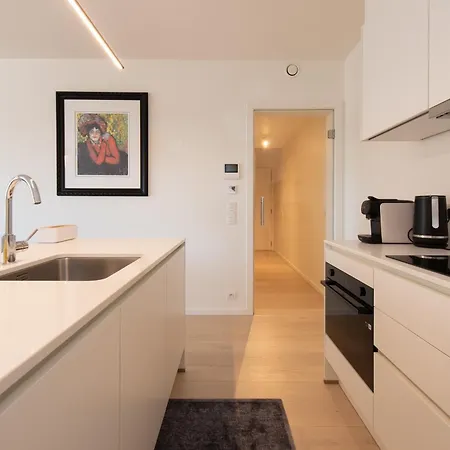 Serendipity - New 2 With Free Parking *